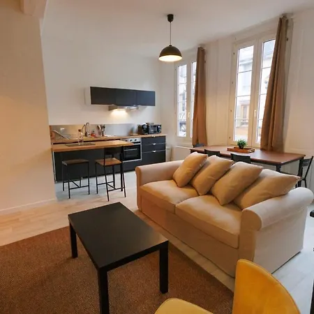 Lafra 1 - Comfort & Modern - Mon Groom Apartamento *